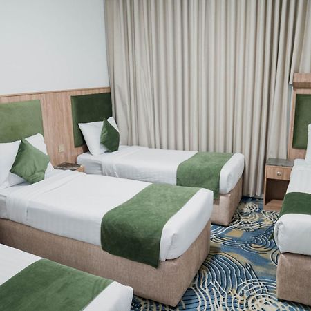 Hayah Plaza Hotel マディーナ エクステリア 写真